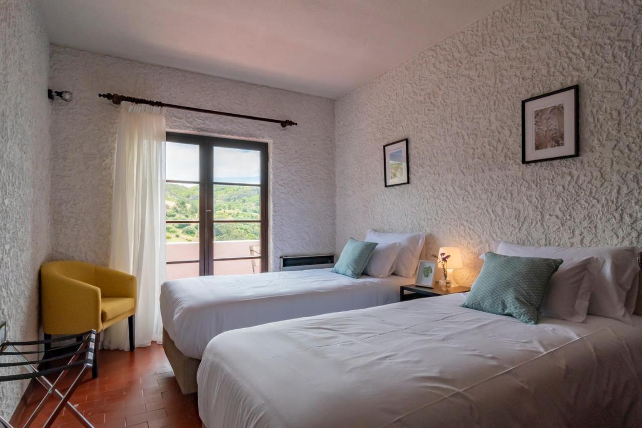 Villa GuestReady - Vivenda Santiago Sesimbra Esterno foto